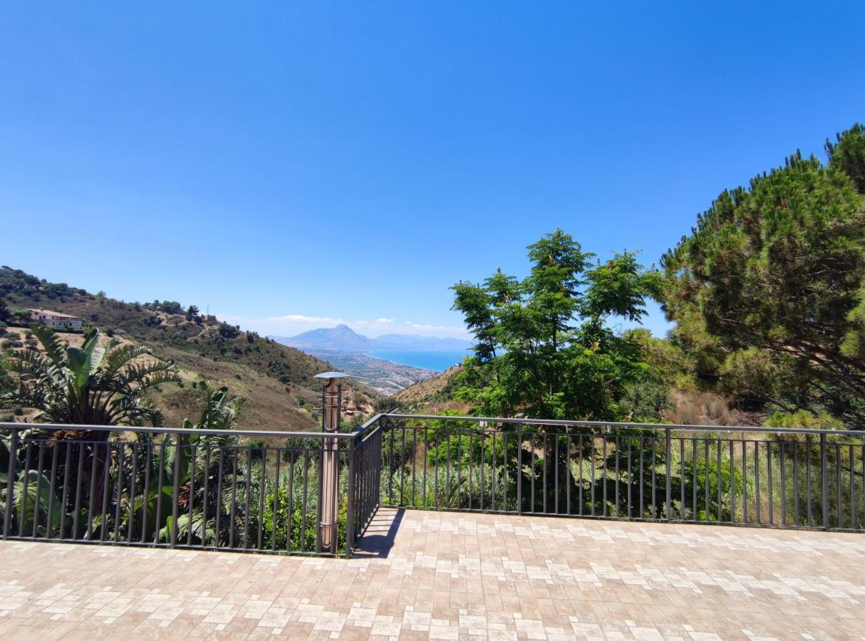 Villa Grazia 2022 تْشيفالو المظهر الخارجي الصورة
